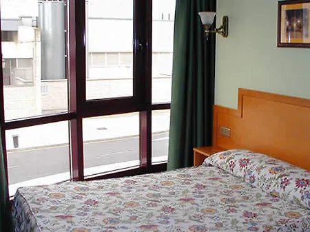 Carbayon Hotell