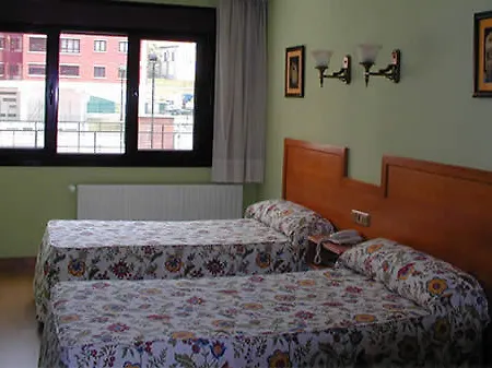 Hotell Carbayon Oviedo