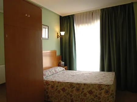 Carbayon 2* Oviedo