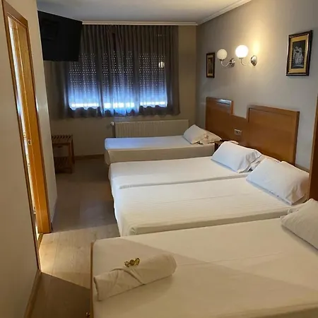 Carbayon 2* Οβιέδο