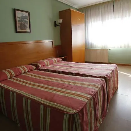 Hotell Carbayon Oviedo